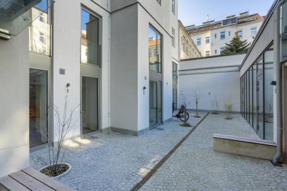 Kirchstetterngasse C Michael Habes 2 600x375
