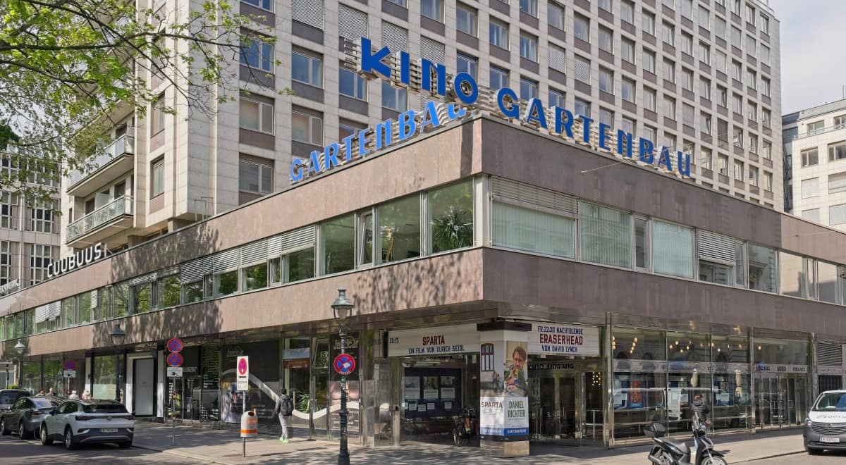 Aut Kftz03687 Gartenbaukino Aussen 1010 Wien C Filmgutthomaszeller 1200x660
